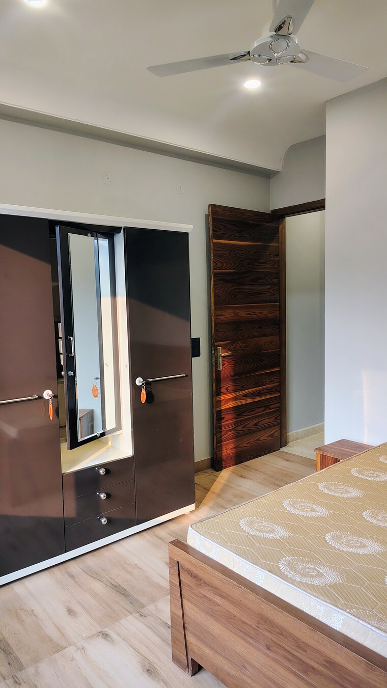 Room, aez-aloha 2 Bedroom 1550 Sq.Ft. Builder Floor In Sector 57 Gurgaon 9452855