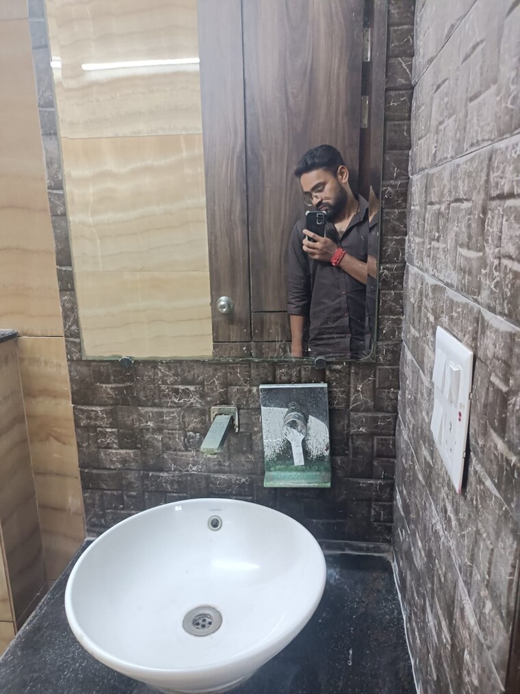 Bathroom, surya nagar 3 Bedroom 2000 Sq.Ft. Builder Floor In Surya Nagar Ghaziabad 9452828