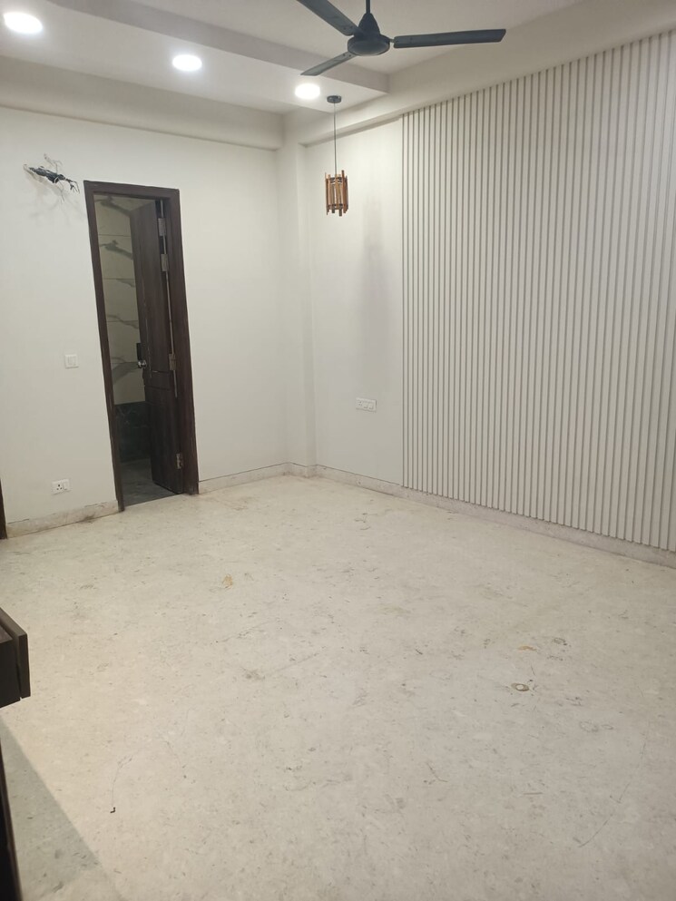 Room, surya nagar 3 Bedroom 2000 Sq.Ft. Builder Floor In Surya Nagar Ghaziabad 9452828