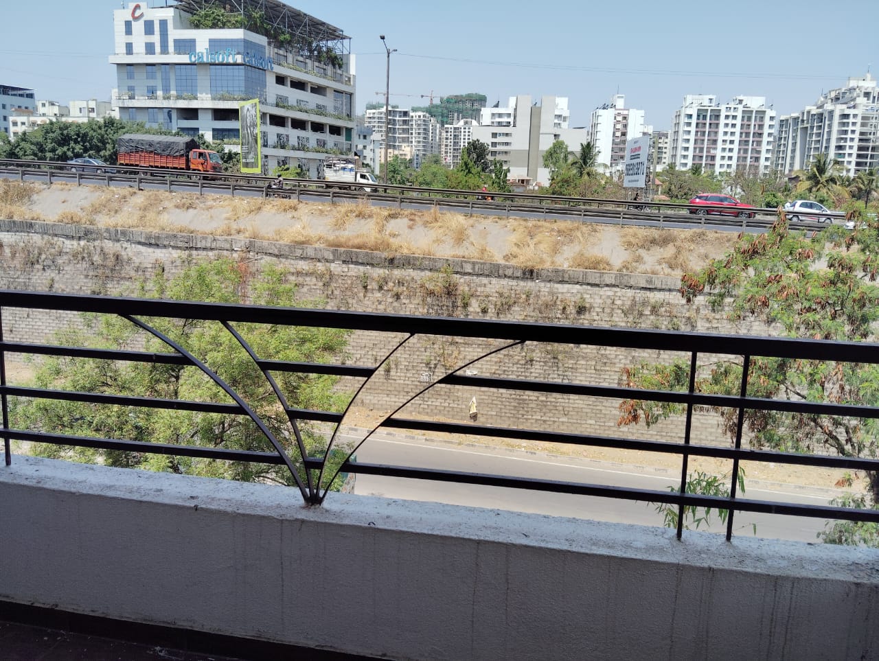 1 BHK + Servant Room 650 Sq.Ft. Apartment in Satyam Shrey