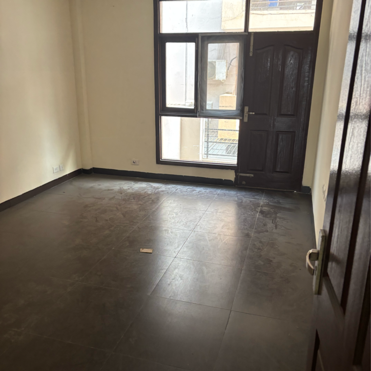 Room, wave-city 3.5 Bedroom 1853 Sq.Ft. Builder Floor In Bayana Ghaziabad 9452819