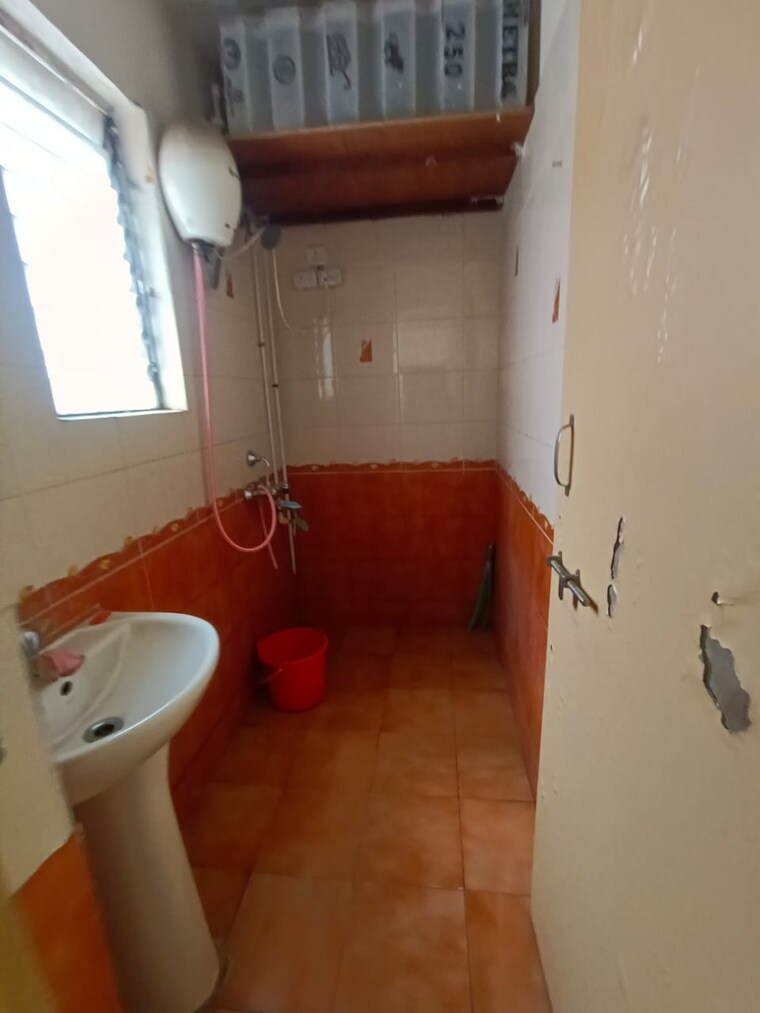 Bathroom, shubhashree-apartmaent-akurdi 1.5 Bedroom 680 Sq.Ft. Apartment In Akurdi Pune 9452793