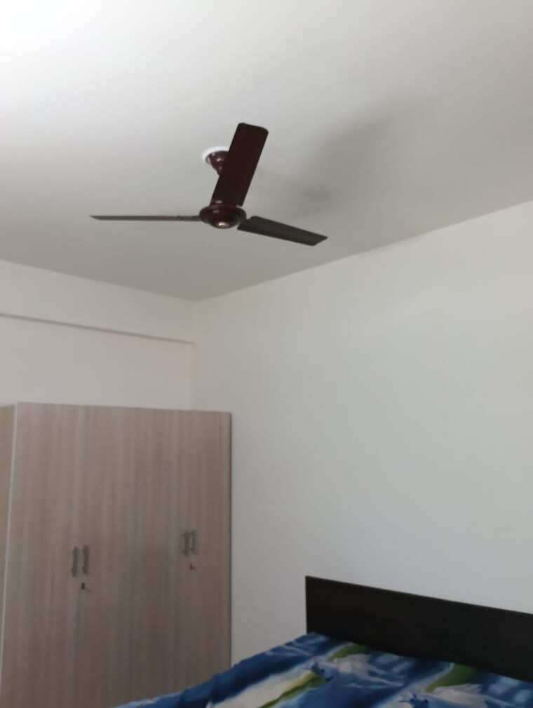 undefined, breez-global-hill-view 2 Bedroom 585 Sq.Ft. Apartment In Sohna Sector 11 Gurgaon 9452916