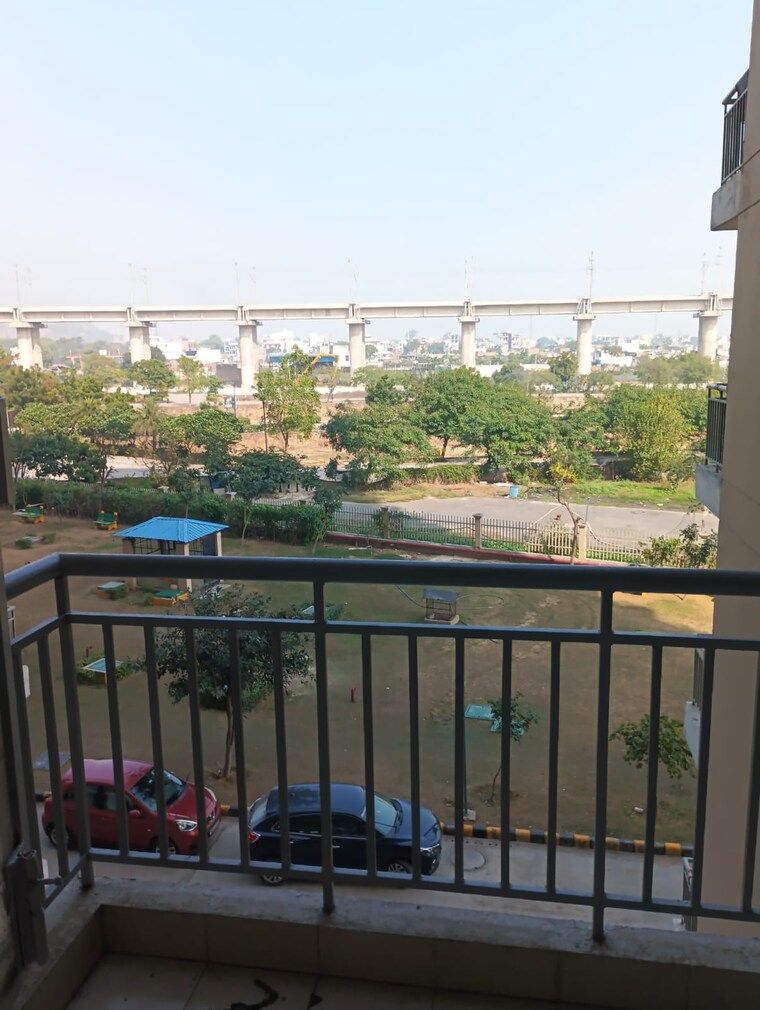 Balcony, breez-global-hill-view 2 Bedroom 585 Sq.Ft. Apartment In Sohna Sector 11 Gurgaon 9452916