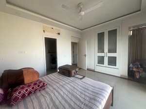 Bedroom in 4 BHK Apartment at Vip Road – for Rent