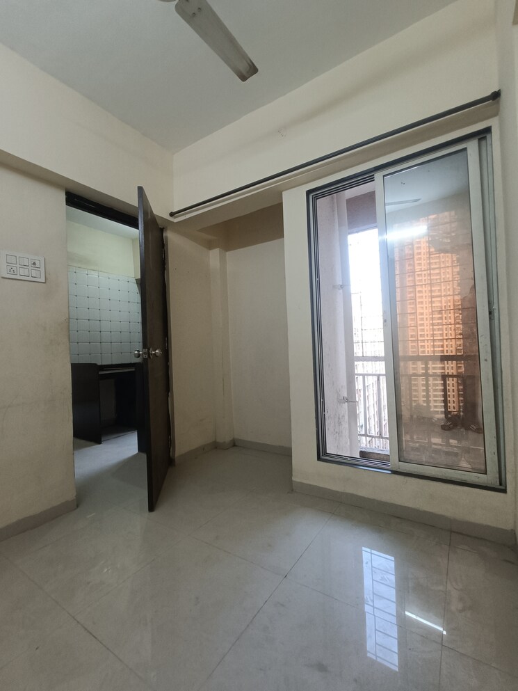 Bedroom, seven-eleven-apna-ghar-ii 1 Bedroom 300 Sq.Ft. Apartment In Mira Road Thane 9452997