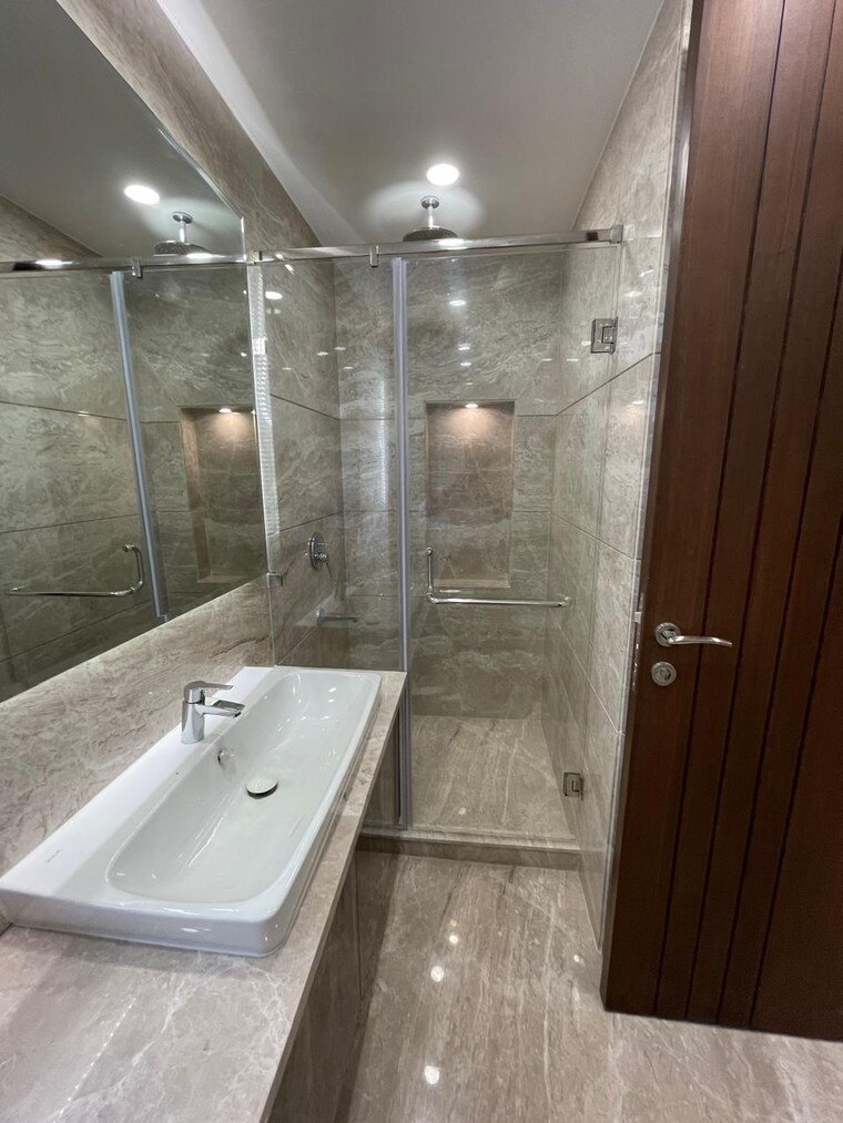 Bathroom, s-27-luxury-homes 3 Bedroom 1800 Sq.Ft. Builder Floor In Greater Kailash I Delhi 9452932