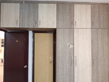 Furnished Amenities in 3 BHK Apartment at Mahagun Mywoods, Sector 16c Greater Noida – for Rent