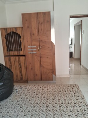 Furnished Amenities in 3 BHK Apartment at Anand Park Aundh, Aundh – for Rent