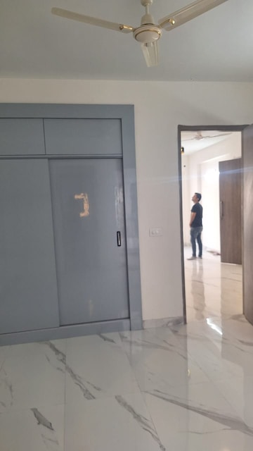 Living Room in 2.5 BHK Builder Floor at Smart World Gems, Sector 89 – for Sale