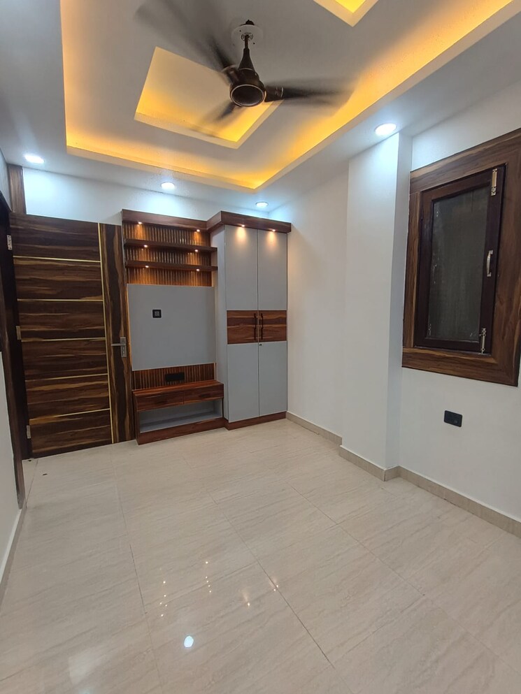 Room, vasundhara sector 3 3 Bedroom 1300 Sq.Ft. Builder Floor In Vasundhara Sector 3 Ghaziabad 9453125