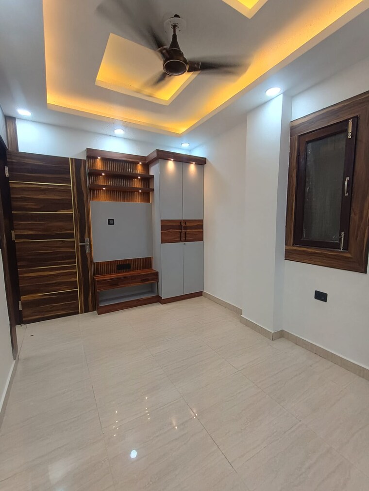 Room, vasundhara sector 3 3 Bedroom 1300 Sq.Ft. Builder Floor In Vasundhara Sector 3 Ghaziabad 9453125