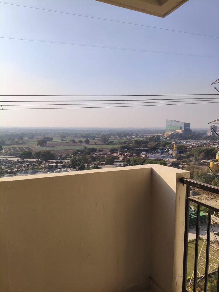 Balcony, pareena-om-apartments 2 Bedroom 571 Sq.Ft. Apartment In Sector 112 Gurgaon 9452957