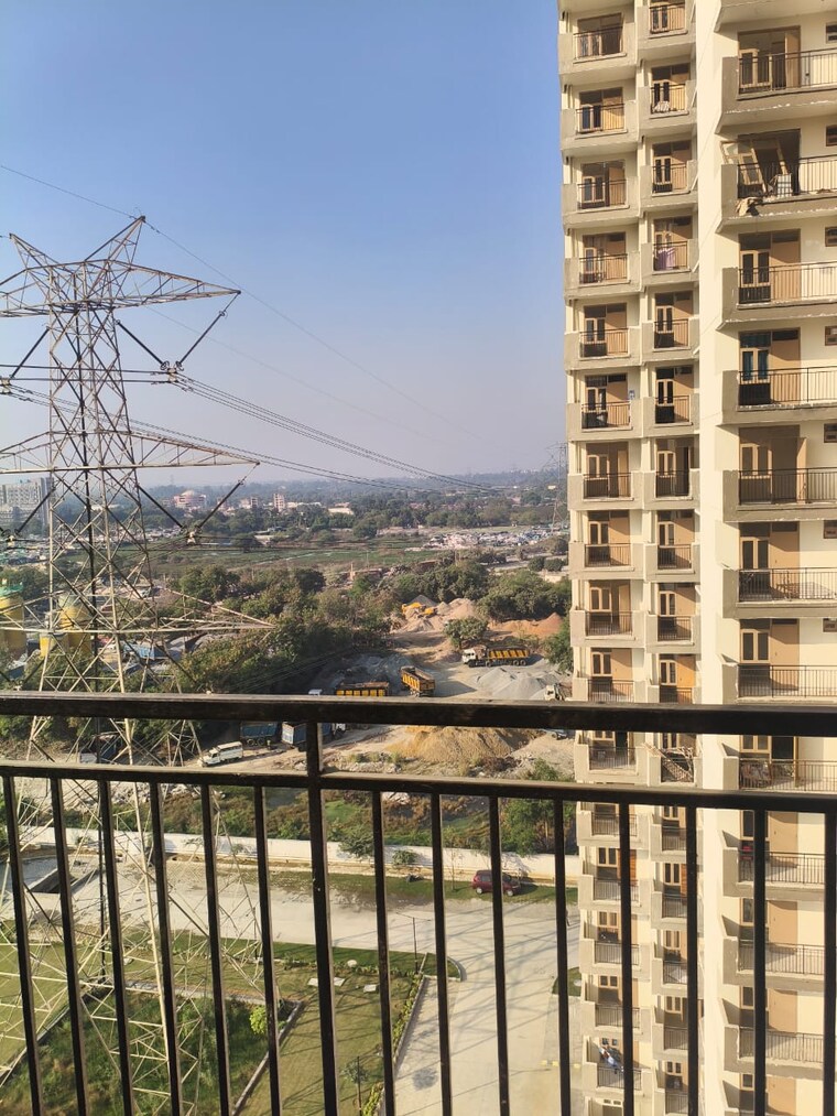 Exterior View, pareena-om-apartments 2 Bedroom 571 Sq.Ft. Apartment In Sector 112 Gurgaon 9452957
