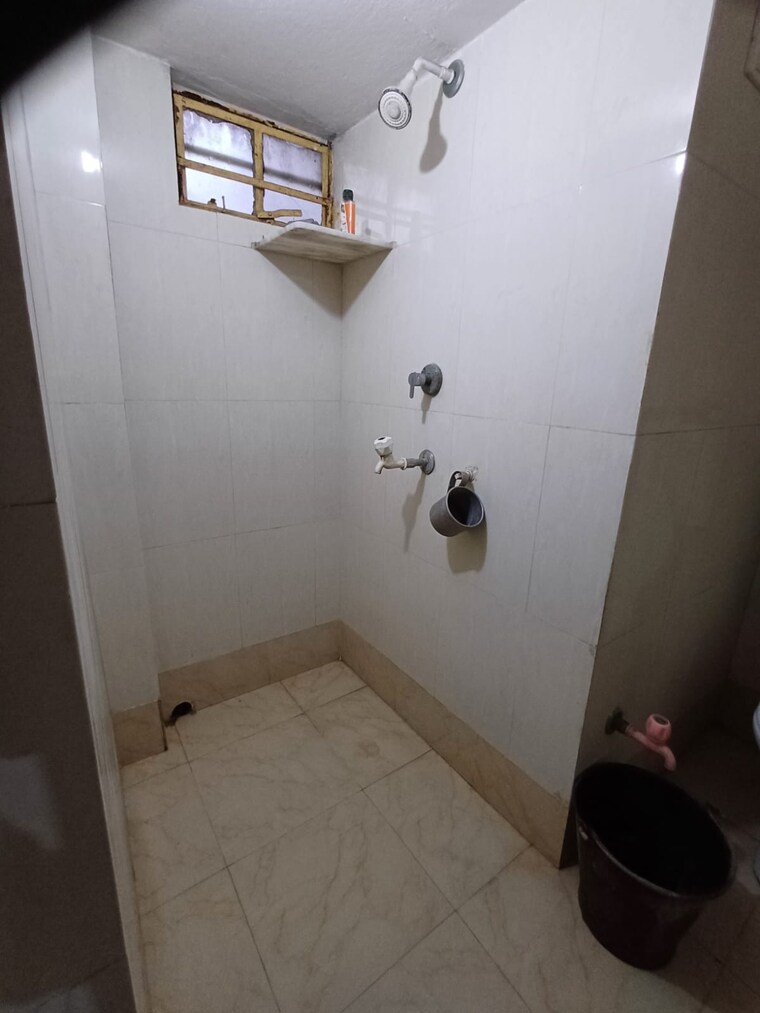 Bathroom, kaikhali 1 RK 300 Sq.Ft. Independent House In Kaikhali Kolkata 9453107
