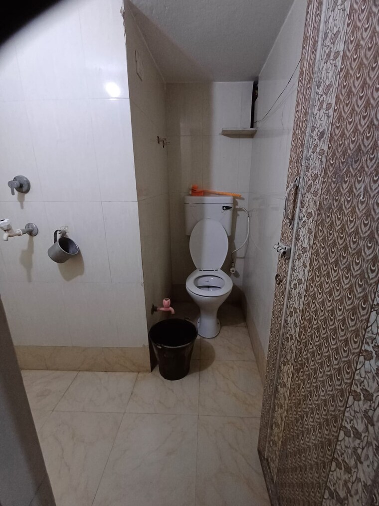Bathroom, kaikhali 1 RK 300 Sq.Ft. Independent House In Kaikhali Kolkata 9453107