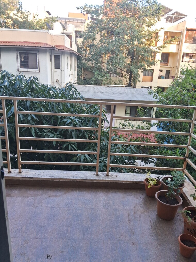 Balcony, shriram-chandrama 2 Bedroom 1000 Sq.Ft. Apartment In Baner Pune 9453177