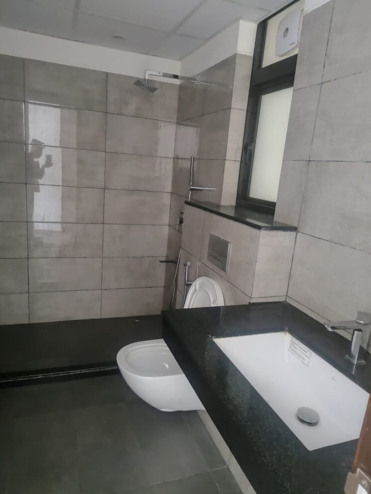 Bathroom, adani-samsara-ivana 3 Bedroom 1750 Sq.Ft. Apartment In Sector 63 Gurgaon 9453159