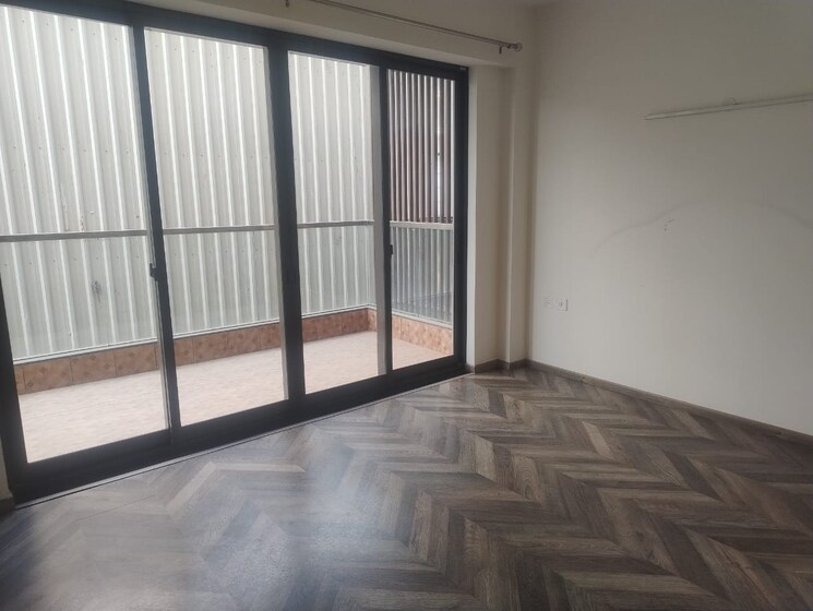 Room, adani-samsara-ivana 3 Bedroom 1750 Sq.Ft. Apartment In Sector 63 Gurgaon 9453159