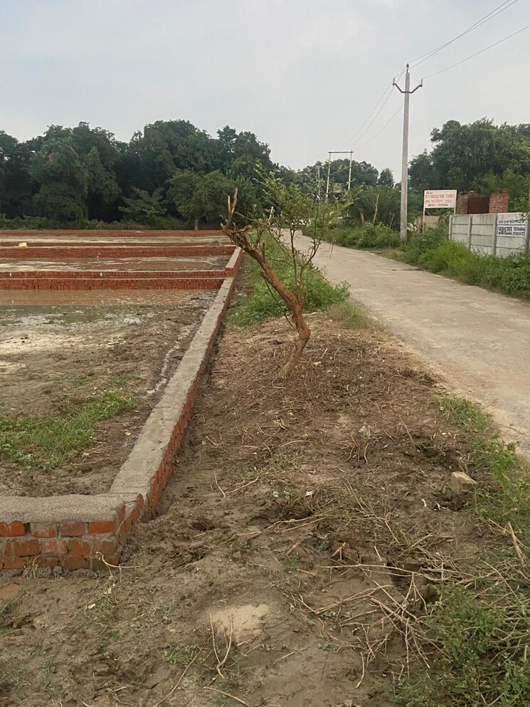 undefined, sushant golf city  1800 Sq.Ft. Plot In Sushant Golf City Lucknow 9453244