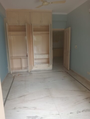 Room in 2 BHK Apartment at Pareena Om Apartments, Sector 112 – for Rent