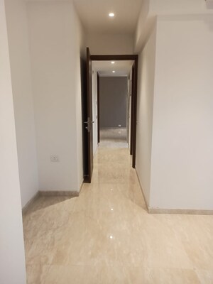  2 BHK Apartment at Hiranandani Castle Rock, Powai – for Rent