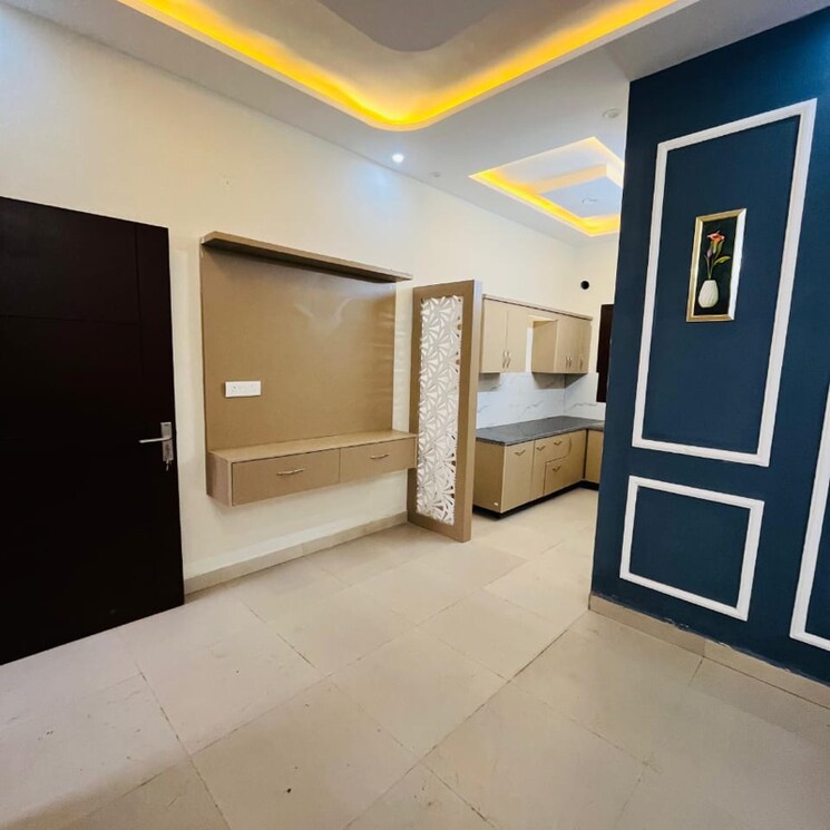 Room, kharar mohali road 2 Bedroom 900 Sq.Ft. Apartment In Kharar Mohali Road Kharar 9453391