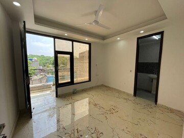 2 BHK Apartment For Sale in Saket