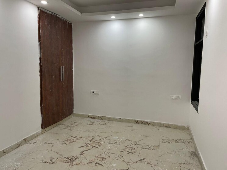 Room, saket 2 Bedroom 950 Sq.Ft. Apartment In Saket Delhi 9453355
