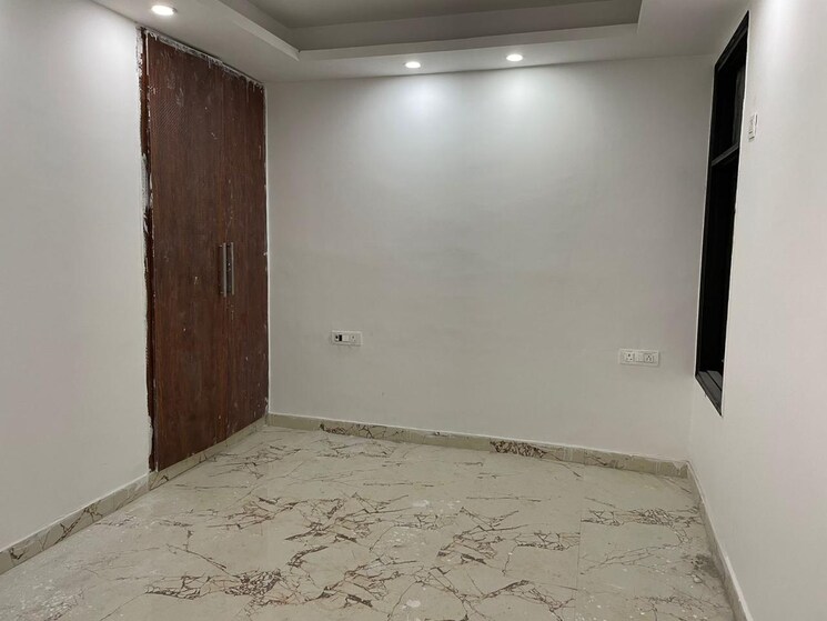 Room, saket 2 Bedroom 950 Sq.Ft. Apartment In Saket Delhi 9453355