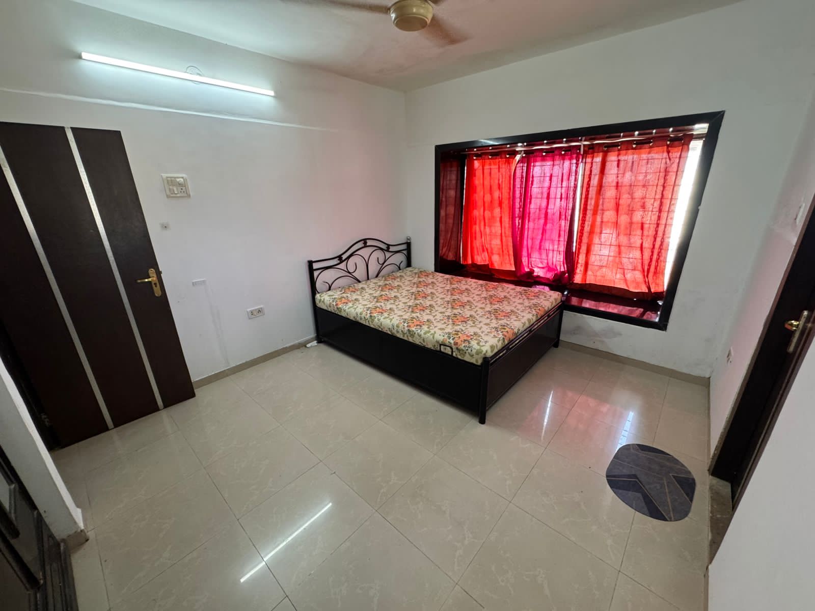 Pg For Rent in Maharaja Tower