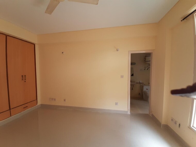 Room, the-arihant-cghs 3 Bedroom 1550 Sq.Ft. Apartment In Sector 56 Gurgaon 9453395