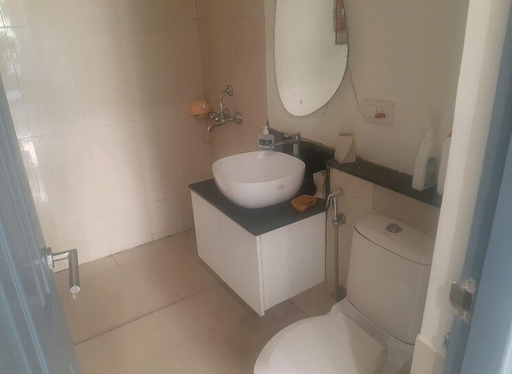 Bathroom, emaar-mgf-emerald-hills 3 Bedroom 1800 Sq.Ft. Apartment In Sector 65 Gurgaon 9453399