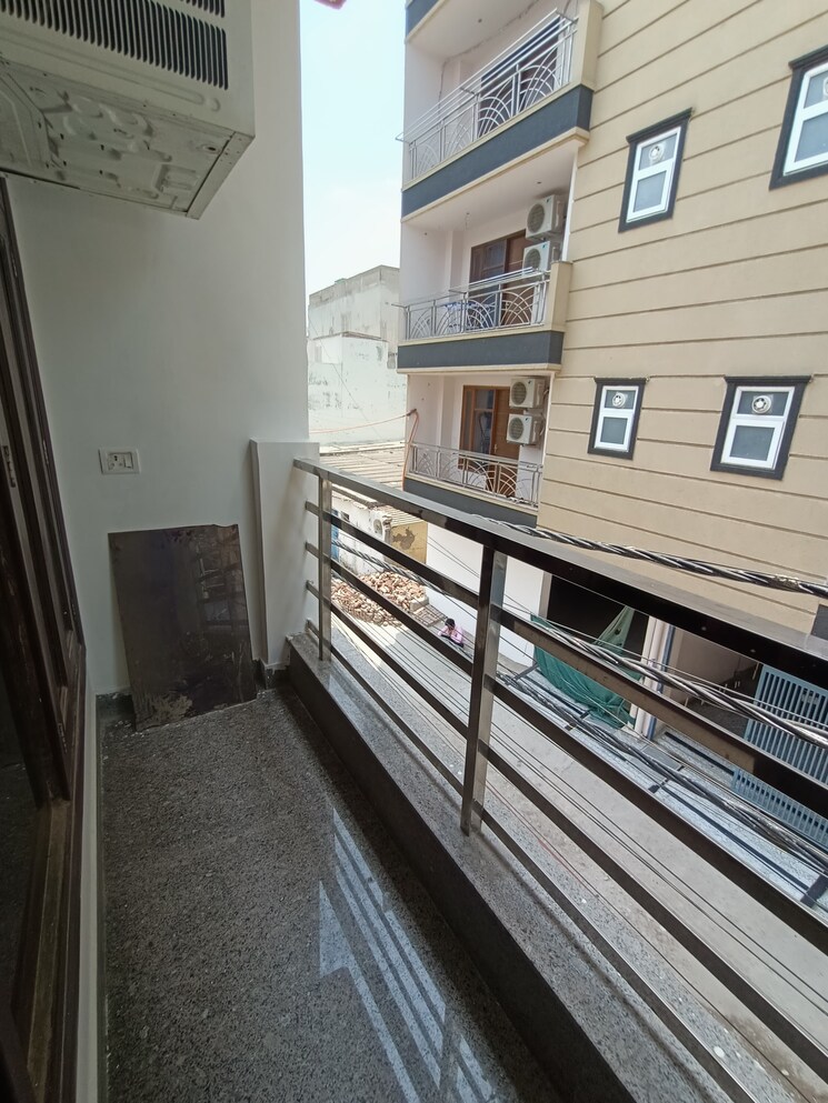 Balcony, saket 1 Bedroom 450 Sq.Ft. Apartment In Saket Delhi 9453408