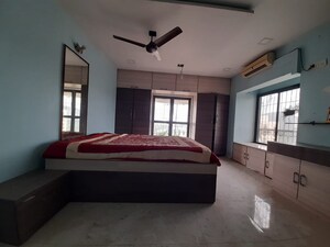 Bedroom in 3 BHK Apartment at Moroccan Cooperative Housing Society, Goregaon East – for Sale