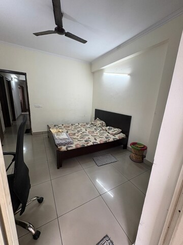 1 BHK Apartment For Rent in Panchsheel Greens, Sector 16 Greater Noida