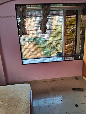 Bedroom in 3 BHK Apartment at Raheja Estate, Borivali East – for Rent