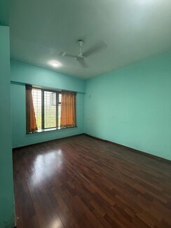 2 BHK + Extra Room Apartment For Sale in Ekta Meadows