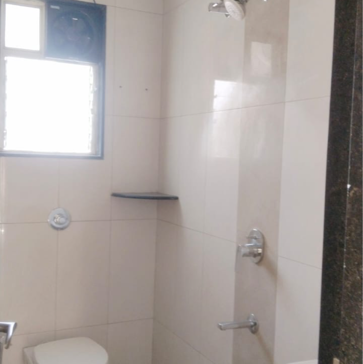 Bathroom, vilas-javdekar-yashwin-encore 3 Bedroom 950 Sq.Ft. Apartment In Bhagwan Nagar Pune 9453548