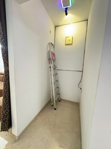 Room in 2 BHK Apartment at Lodha Casa Urbano, Dombivli East – for Rent