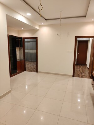 Room in 3 BHK Apartment at Muppas Aaradhya, Narsingi – for Rent
