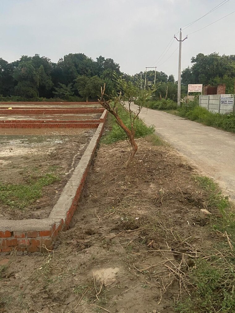 undefined, sushant golf city  3000 Sq.Ft. Plot In Sushant Golf City Lucknow 9453750