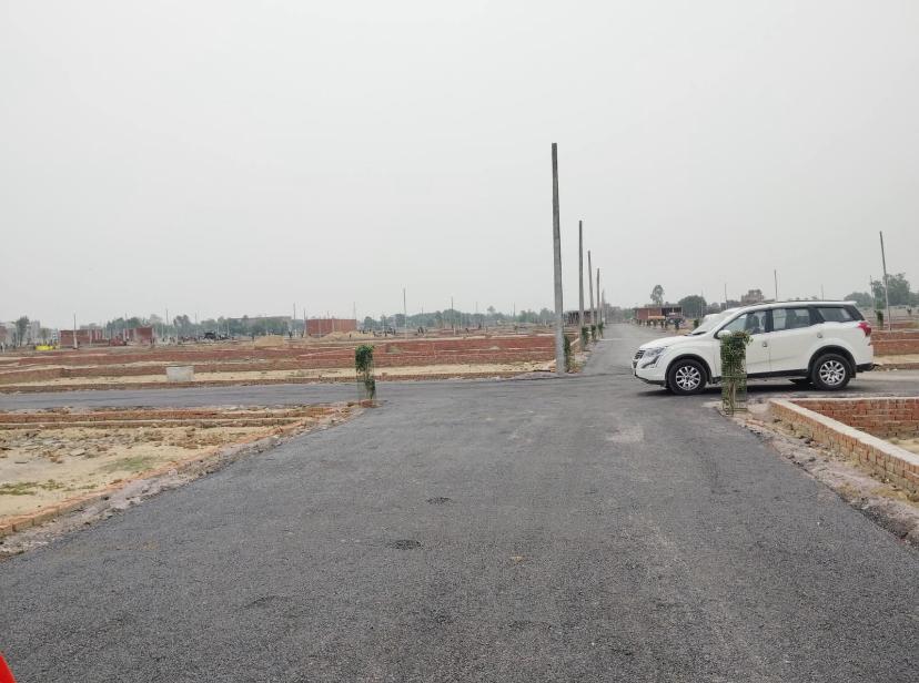 Plot For Sale in Laxmi Properties 