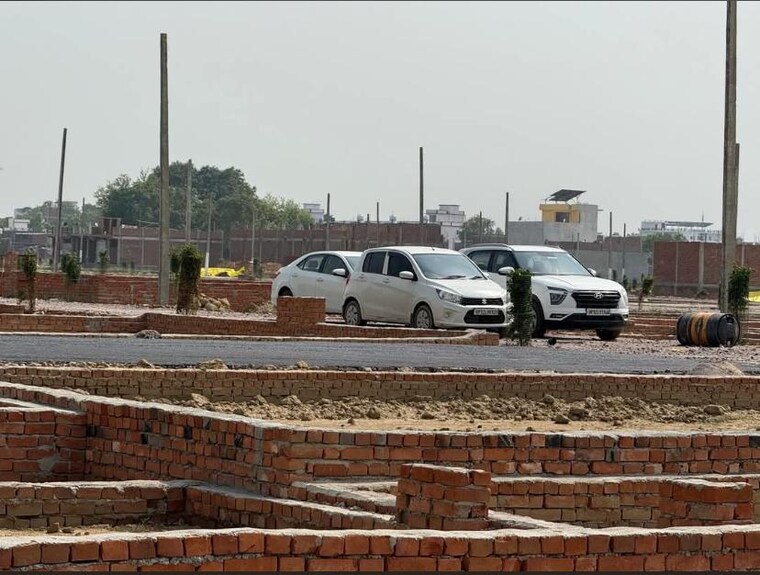 Exterior View, sushant golf city  3000 Sq.Ft. Plot In Sushant Golf City Lucknow 9453750