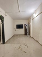 1 BHK 550 Sq.Ft. Apartment in Raghukul Society