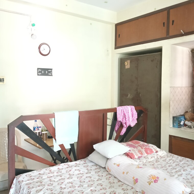Bedroom, naktala 5 Bedroom 1600 Sq.Ft. Independent House In Naktala Kolkata 9453979