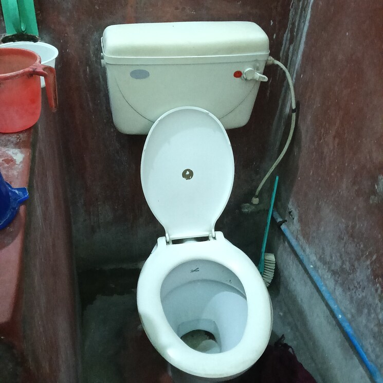 Bathroom, naktala 5 Bedroom 1600 Sq.Ft. Independent House In Naktala Kolkata 9453979