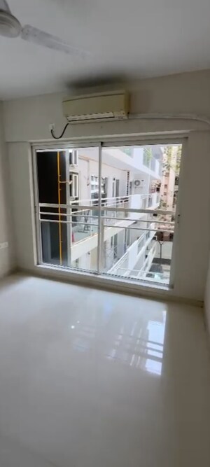 1 BHK Apartment For Rent in Sugee Atharva, Prabhadevi