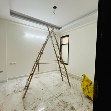 Room in 3 BHK Builder Floor at Chattarpur – for Sale