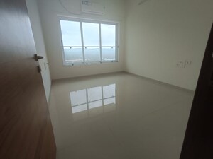 Room in 2 BHK Apartment at Romell Aether, Goregaon East – for Rent